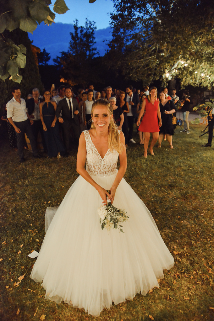 mariage-photo-toulouse-lance-de-bouquet-fun.png