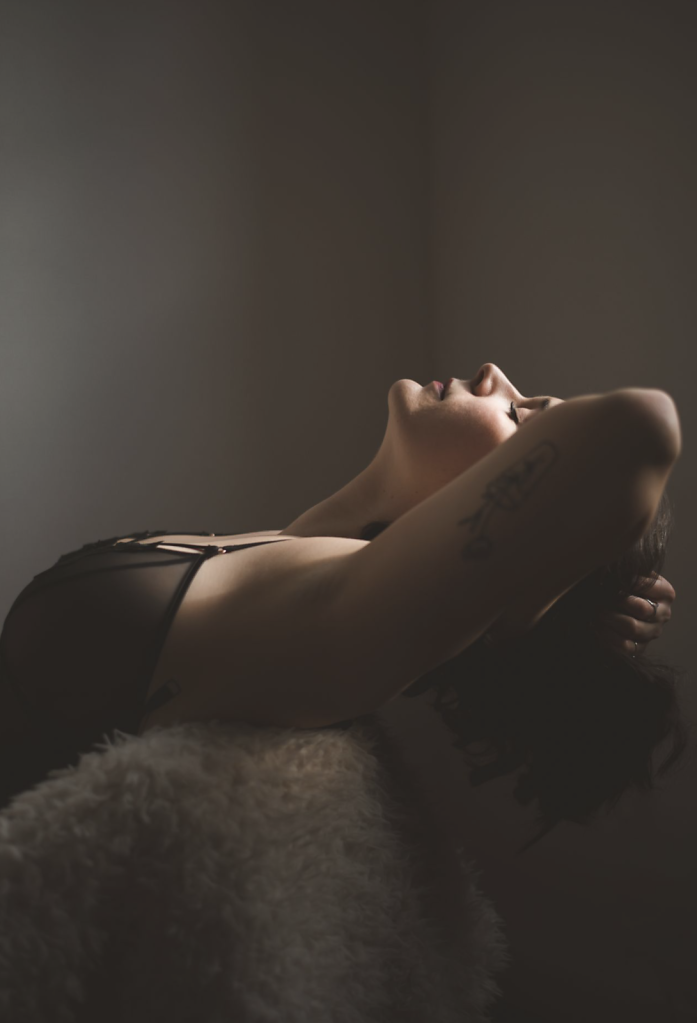 limage-portrait-femme-corps-toulouse-lingerie.png