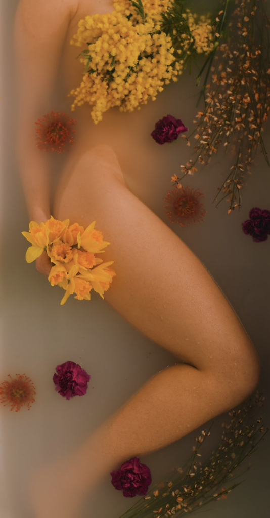 limage-portrait-femme-bain-de-lait-corps-toulouse.png